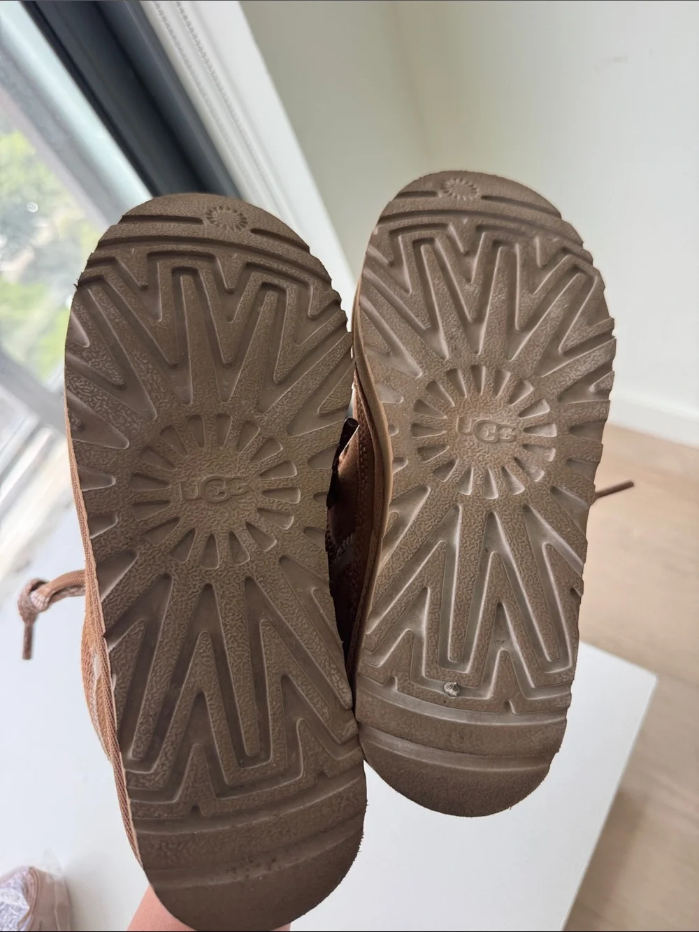 UGG work once